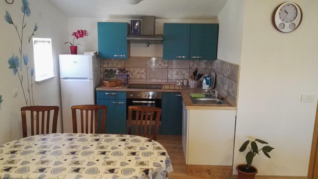 Tomek Apartma *