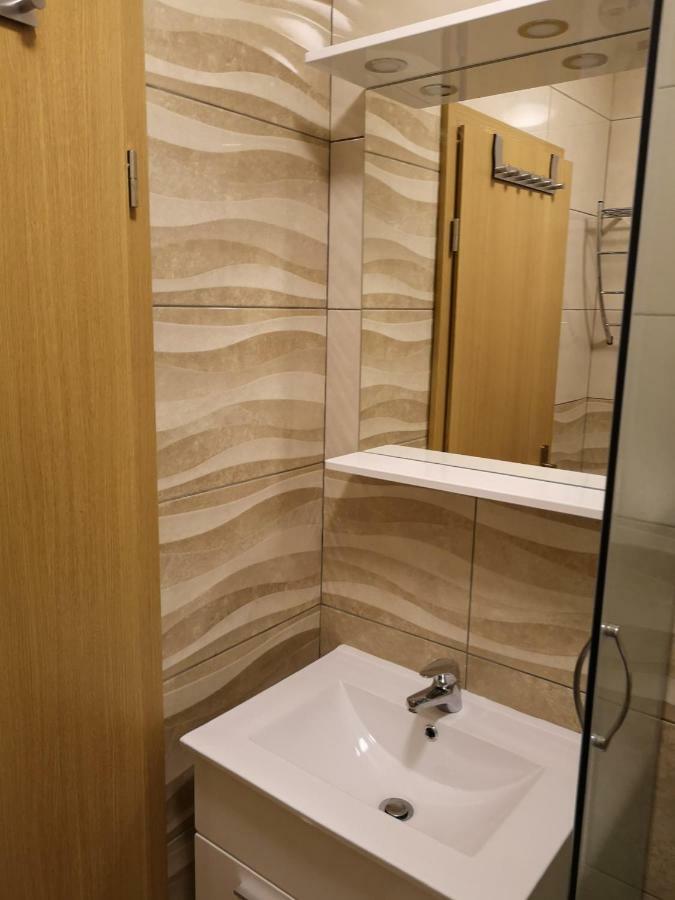 Tomek Apartment