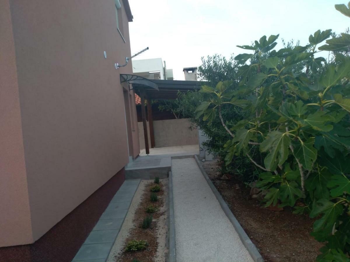 Apartment Tomek Vir